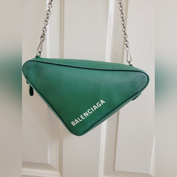 Balenciaga Triangle Leather bag - Picture 6 of 16
